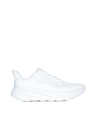 Hoka Bondi 8 Sneaker In White / White