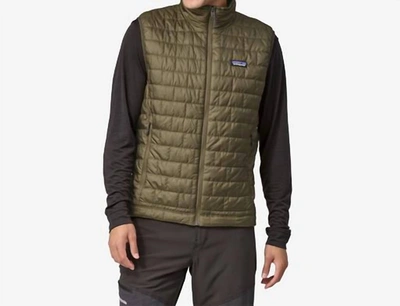 Patagonia Mens Basin Green Padded Brand-patch Recycled-nylon Down Gilet In Multi