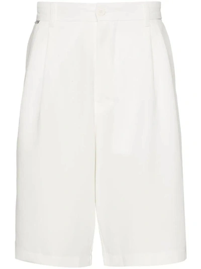 Family First Tailored Knee Shorts In White