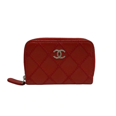 Pre-owned Chanel Zip Around Wallet Leather Wallet () In Red