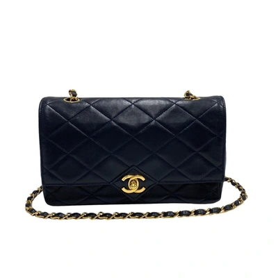 Pre-owned Chanel Matelassé Leather Shoulder Bag () In Blue
