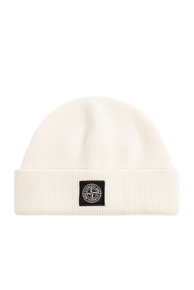 Stone Island Logo Patch Knitted Beanie In White