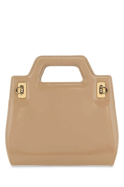 Ferragamo Salvatore  Handbags. In Beige O Tan