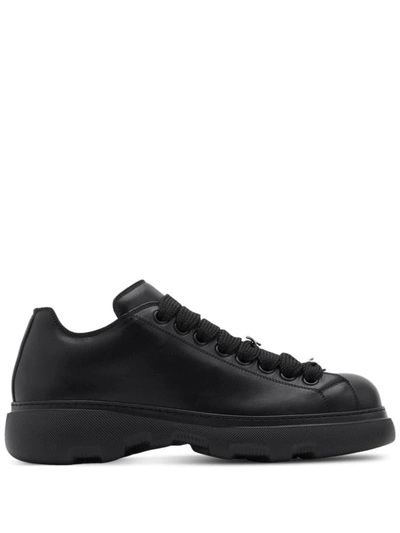 Burberry Sneakers In Black