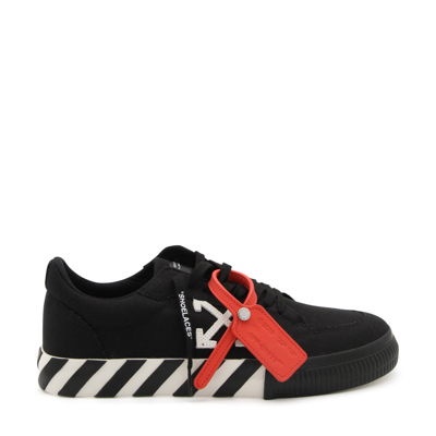 Off-white Low Vulcanized Sneakers In Black,white