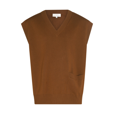 Studio Nicholson V-neck Knitted Vest In <p>brown Wool-cotton Blend Gilet From  Featuring Ribbed V-neck, Sleeveless, Ribbed H