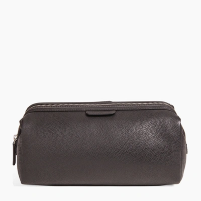 Le Tanneur Charles Pebbled Leather Toiletry Pouch In Black