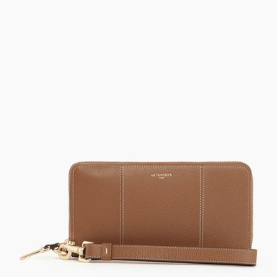 Le Tanneur Juliette Zipped Travel Companion In Pebbled Leather In Brown