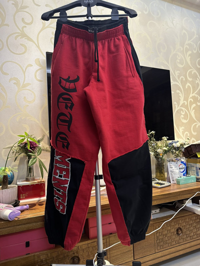 Pre-owned Vetements Ss20 Pants In Red