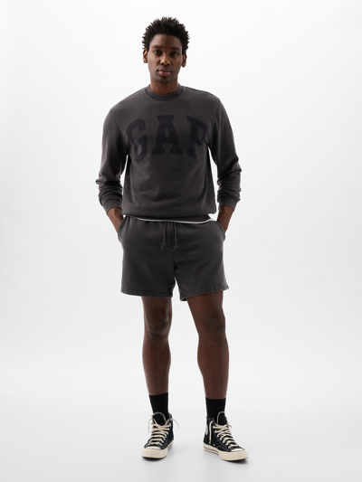 Gap Fit Tech Shorts In Black