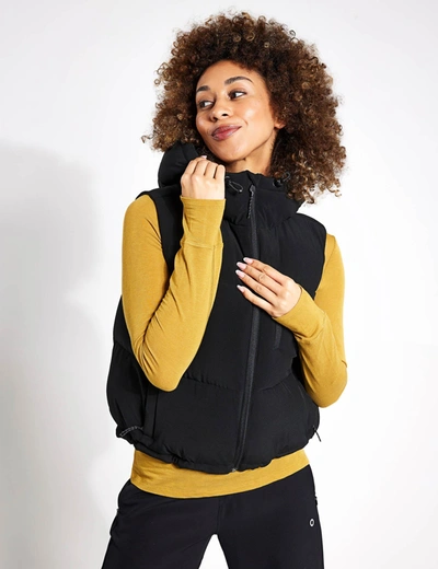 Goodmove Hooded Cropped Puffer Gilet In Black