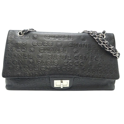Pre-owned Chanel 2.55 Leather Shoulder Bag () In Black
