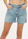 Socialite Raw Hem Denim Short In Blue In Blue