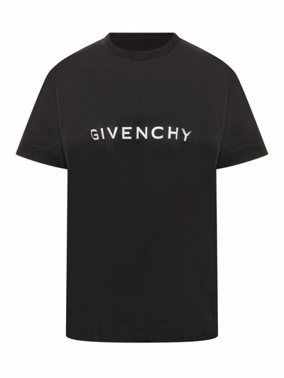 Givenchy Logo T-shirt In Black