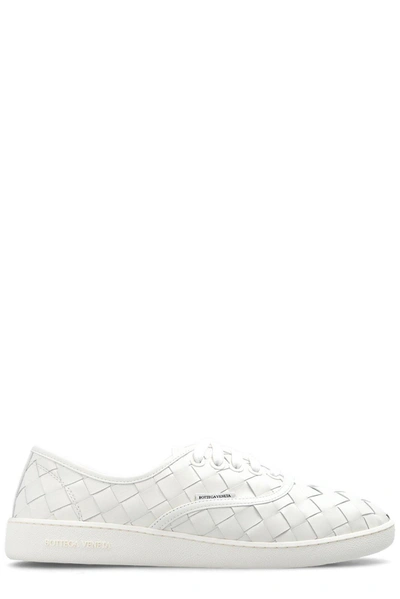 Bottega Veneta Low-top Lace-up Sneakers In White