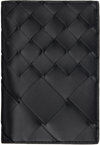Bottega Veneta Leather Intrecciato Bifold Card Holder In 8803-black