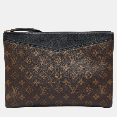Pre-owned Louis Vuitton Brown Monogram Daily Pouch