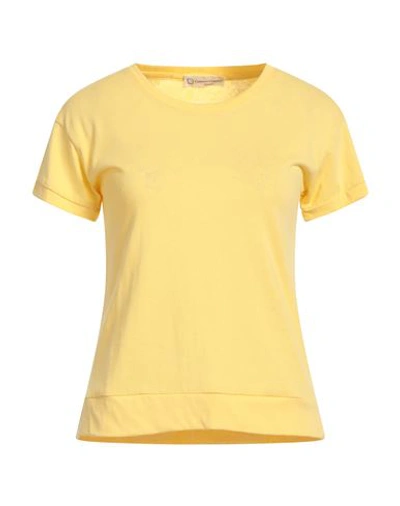 Cashmere Company Woman T-shirt Yellow Size 10 Cotton, Linen