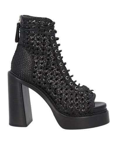 Premiata Woman Ankle Boots Black Size 8 Leather