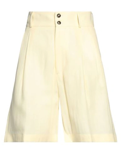 Berwich Woman Shorts & Bermuda Shorts Light Yellow Size 6 Linen