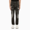 DSQUARED2 DSQUARED2 WASHED DENIM REGULAR JEANS WITH WEAR
