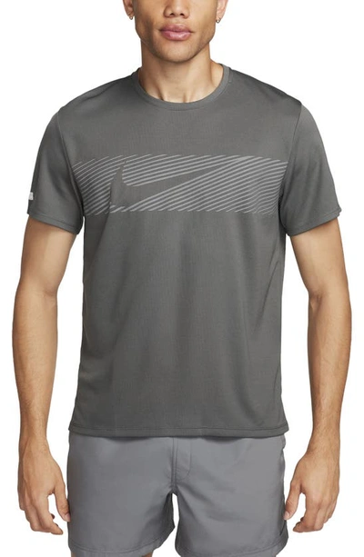 Nike Men's Miler Flash Dri-fit Uv Short-sleeve Running Top In Grey