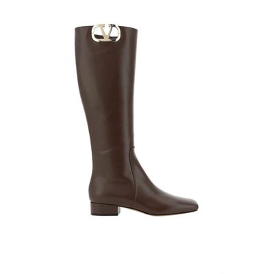 Valentino Garavani Leather Logo Boots In Brown