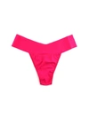 Hanky Panky Breathesoft Natural Rise Thong Sleigh Queen Red In Black