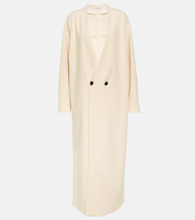 Fforme Alva Oversized Double-breasted Wool-blend Crepe Coat In White