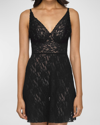 HANKY PANKY V-NECK RETRO LACE CHEMISE