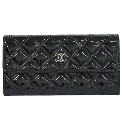 Pre-owned Chanel Coco Mark Black Patent Leather Wallet  ()