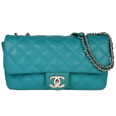 Pre-owned Chanel Double Flap Green Leather Shoulder Bag ()