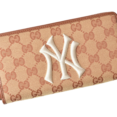 Gucci Continental Beige Canvas Wallet  ()