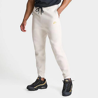Nike Men's Sportswear Tech Fleece Jogger Pants In Light Orewood Brown/metallic Gold