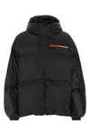 Prada Daunenjacke Mit Kapuze Aus Light Re-nylon In Black