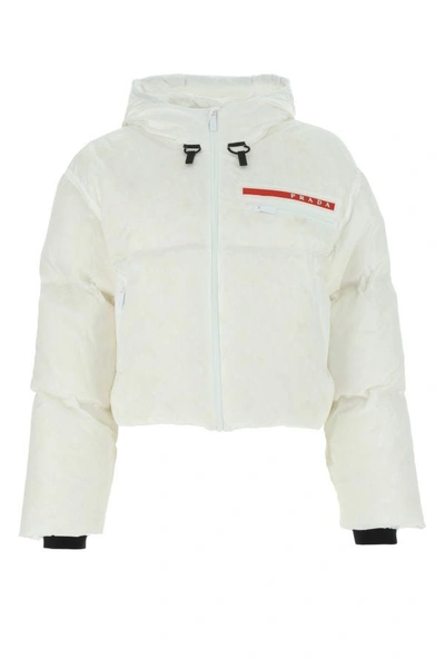 Prada Kurze Daunenjacke Aus Technischem Re-nylon In White