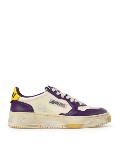 AUTRY SUPER VINTAGE MEDALIST LOW WOMEN`S SNEAKERS IN WHITE AND PURPLE LEATHER