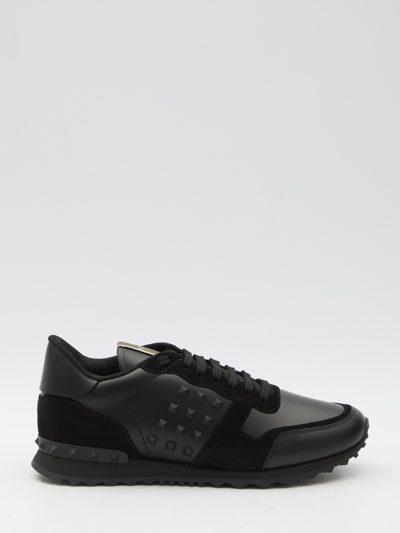 Valentino Garavani Sneakers In Black