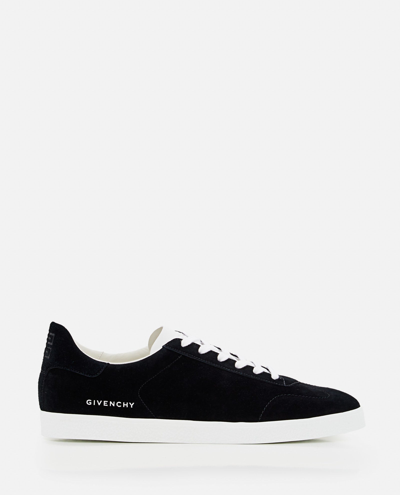 Givenchy Town Low-top Sneakers In Black