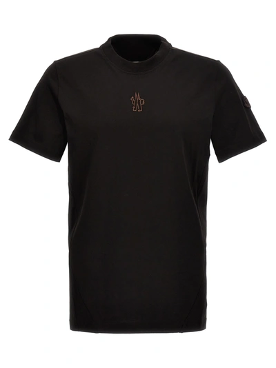 Moncler Logo Embroidery T-shirt In Black