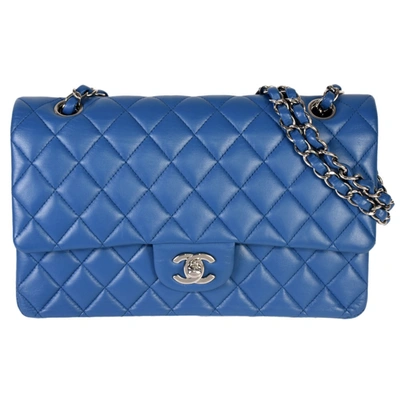 Pre-owned Chanel Double Flap Leather Shoulder Bag () In Blue