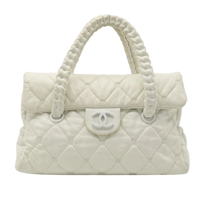 Pre-owned Chanel Flap Bag White Leather Handbag ()