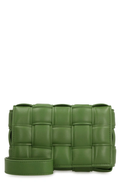 Bottega Veneta Cassette Leather Crossbody Bag In Green