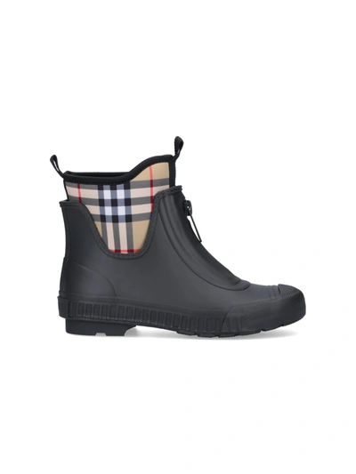 Burberry Vintage Check Rain Boots In Black