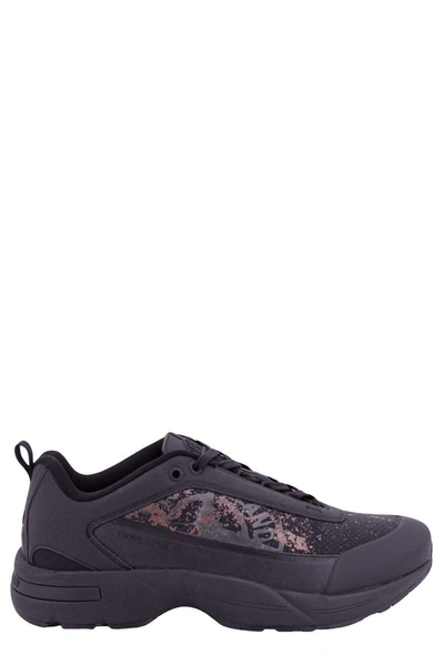 Stone Island Grime Round Toe Panelled Sneakers In Black