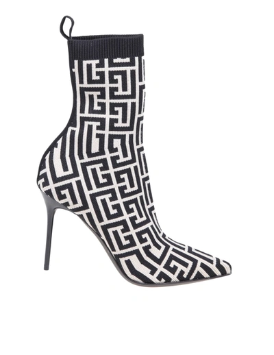 BALMAIN BALMAIN BLACK AND IVORY KNITTED MONOGRAM ANKLE BOOTS