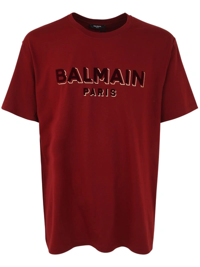 Balmain Bulky Fit Flock And Foil T-shirt In Mdq Rouge Fonce Bordeaux Or