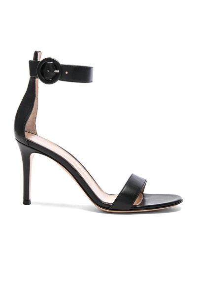 Gianvito Rossi Leather Portofino Heels In Black