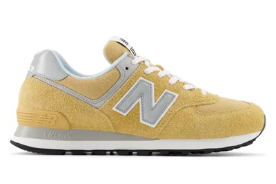 Pre-owned New Balance 574 Yellow Suede