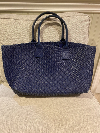 Pre-owned Bottega Veneta Limited Editions Tote Bag In Navy Purple